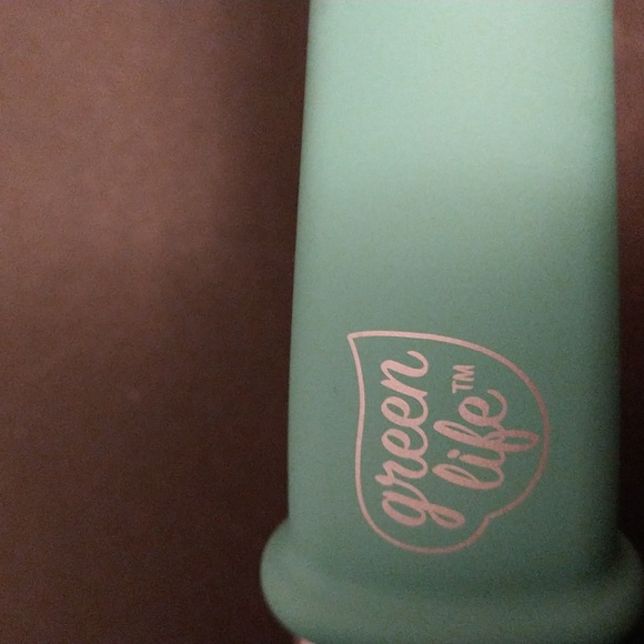 EUC. Greenlife 1.5 qt pot with lid in a turquoise blue. - Picture 2 of 9